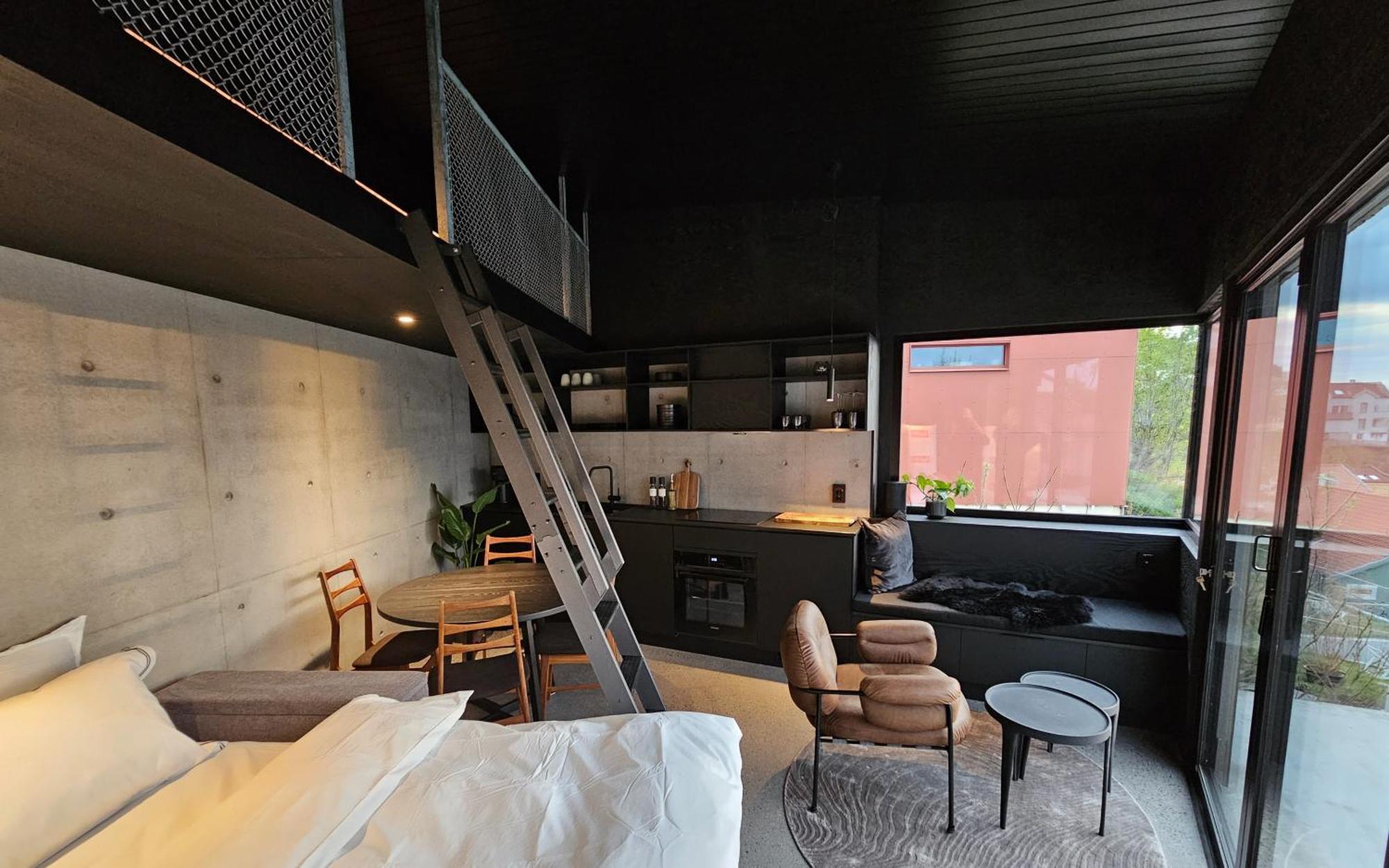 Edge - Hideaway With Breathtaking Views
